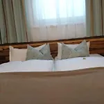 Διαμέρισμα Alpinlounge Raetia Ισγκλ