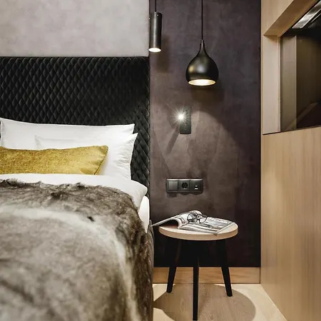 Alpinlounge Raetia * Ischgl