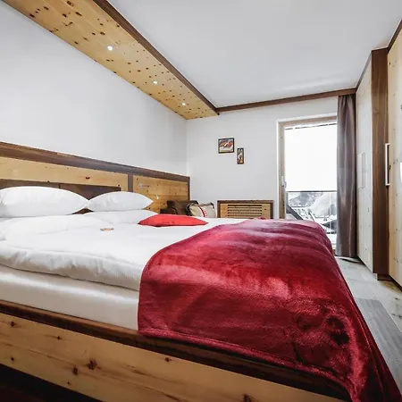 Alpinlounge Raetia Apartmán Ischgl