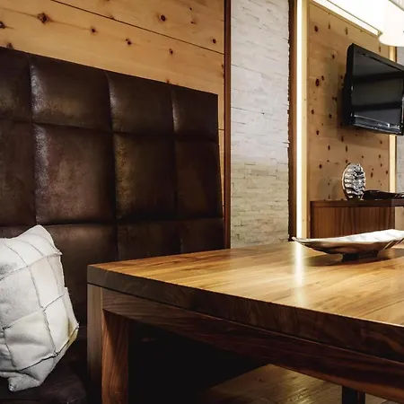 Alpinlounge Rätia Ischgl