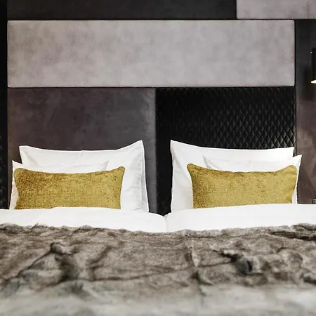 Alpinlounge Raetia Apartmán *