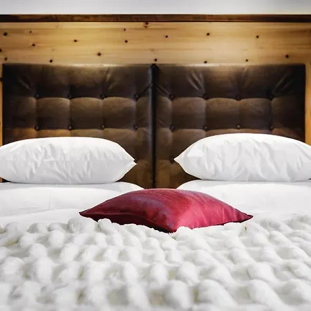 Alpinlounge Raetia *