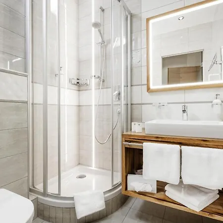 Alpinlounge Raetia Apartman Ischgl